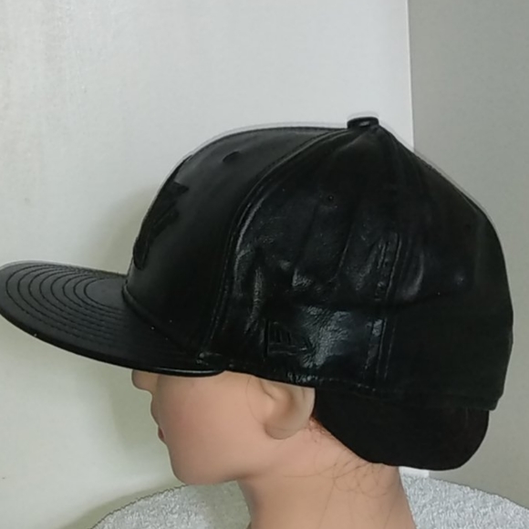 New Era leather fitted cap 7 5/8 - Picture 4 of 7